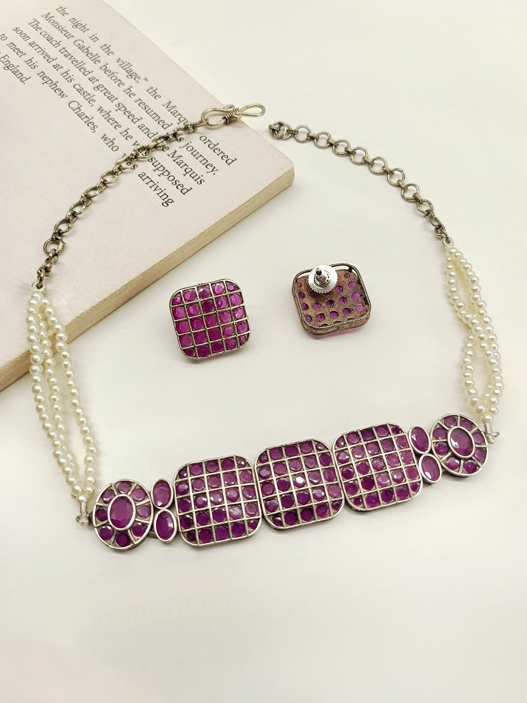 Irza Majenta Oxidized Choker Set - qivii