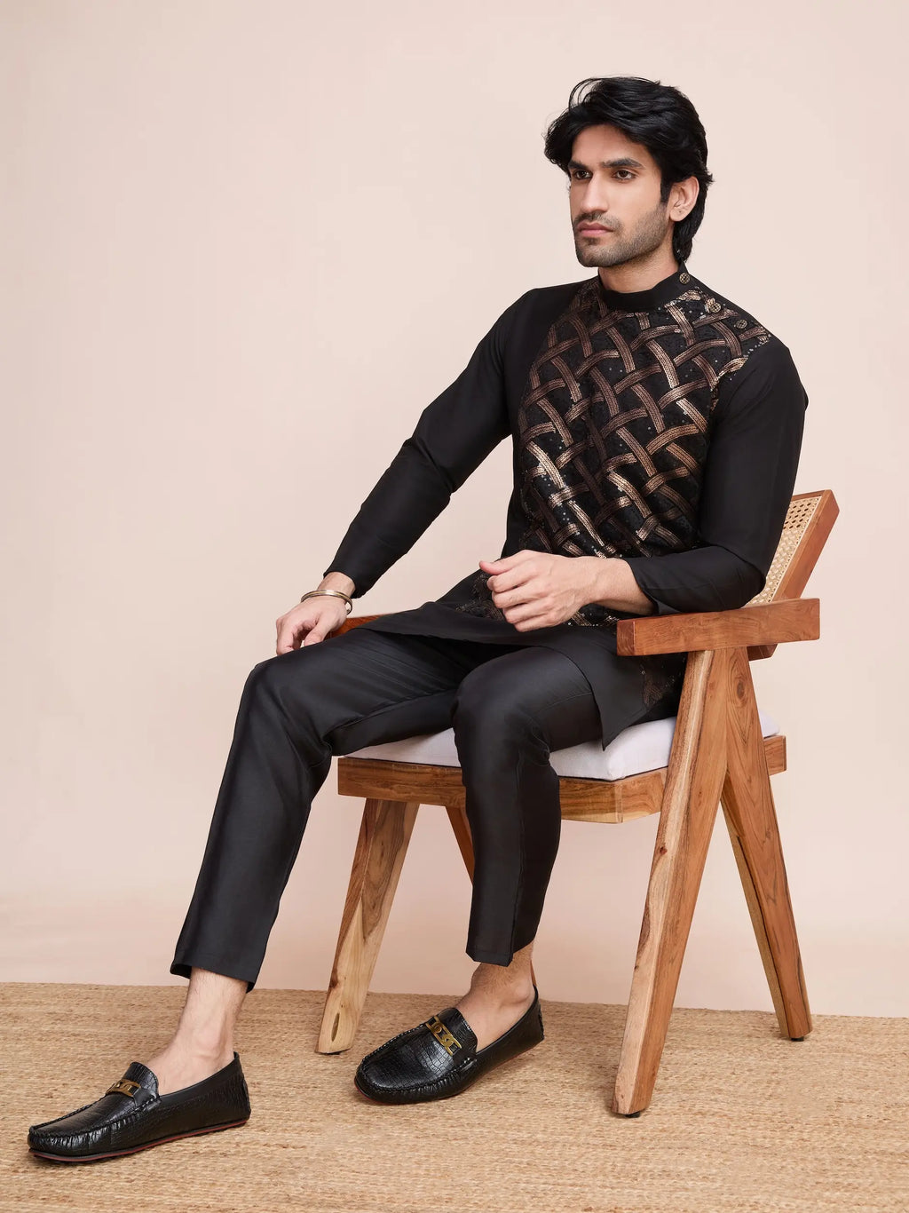 Black Silk Thread & Sequins Embroidered Work Kurta