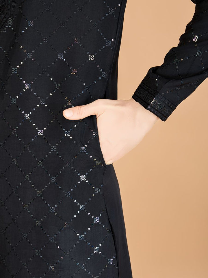 BLACK VISCOSE SILK THREAD, SEQUENCE EMBROIDERED WORK KURTA SET - qivii