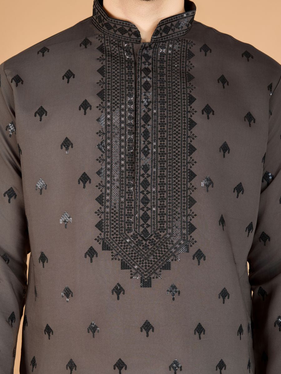 BROWN VISCOSE SILK THREAD, SEQUENCE EMBROIDERED WORK KURTA SET - qivii