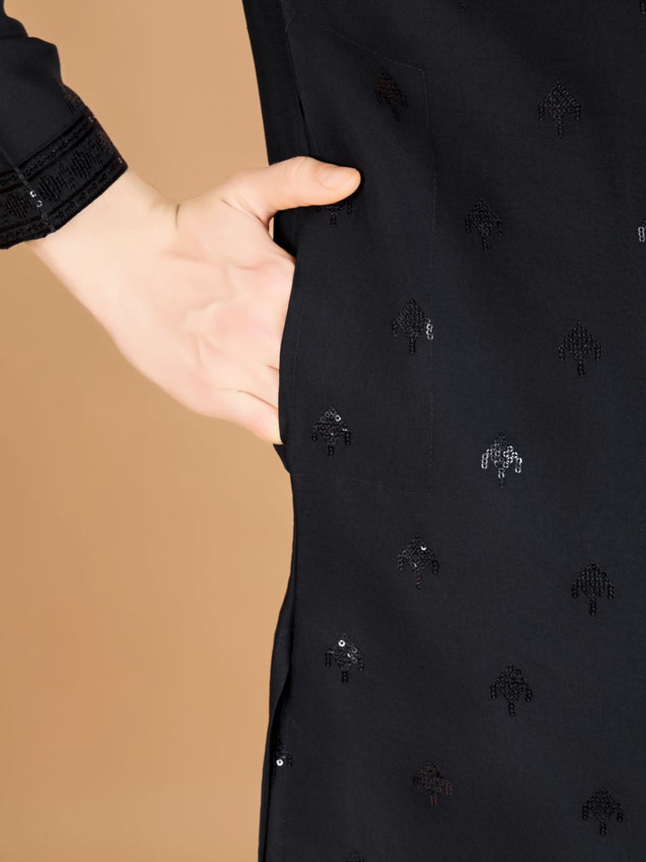 BLACK VISCOSE SILK THREAD, SEQUENCE EMBROIDERED WORK KURTA SET - qivii