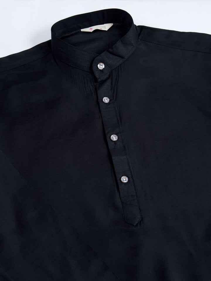 BLACK VISCOSE SILK THREAD & SWAROVSKI EMBOIDERED WORK KURTA KOTI - qivii