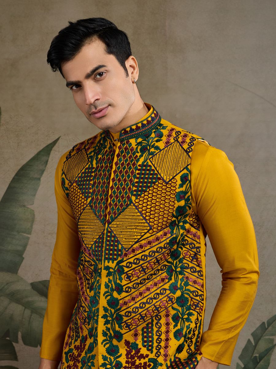 YELLOW VISCOSE SILK THREAD & SWAROVSKI EMBOIDERED WORK KURTA KOTI - qivii