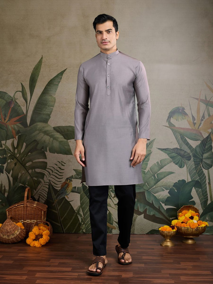 GREY VISCOSE SILK THREAD & SWAROVSKI EMBOIDERED WORK KURTA KOTI - qivii