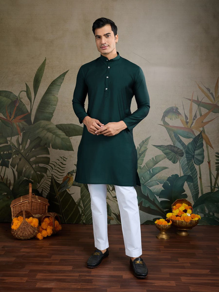 GREEN VISCOSE SILK THREAD & SWAROVSKI EMBOIDERED WORK KURTA KOTI - qivii