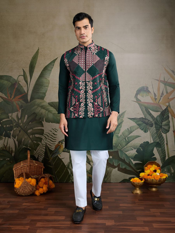 GREEN VISCOSE SILK THREAD & SWAROVSKI EMBOIDERED WORK KURTA KOTI - qivii