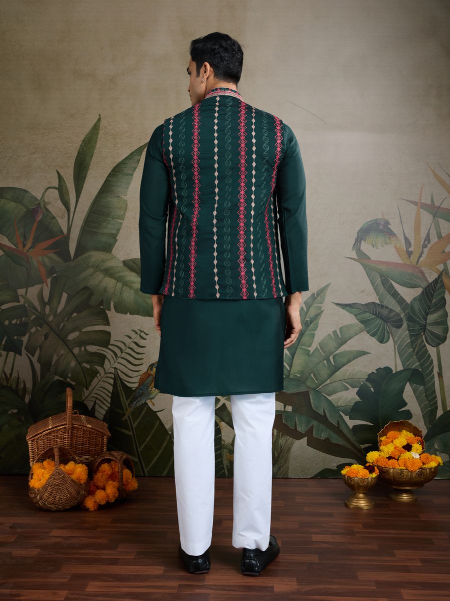 GREEN VISCOSE SILK THREAD & SWAROVSKI EMBOIDERED WORK KURTA KOTI - qivii