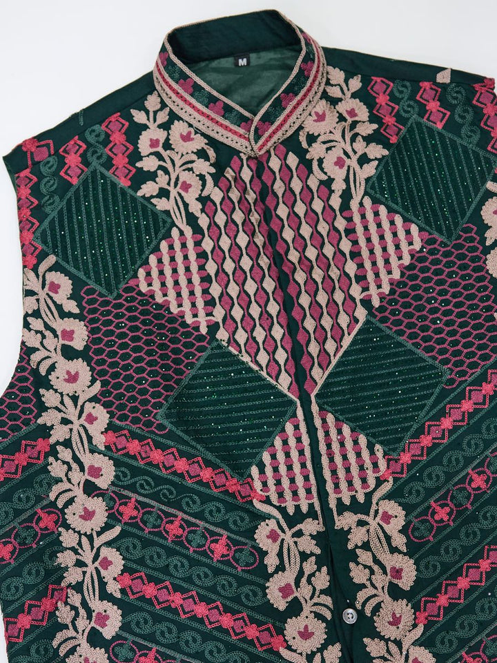 GREEN VISCOSE SILK THREAD & SWAROVSKI EMBOIDERED WORK KURTA KOTI - qivii