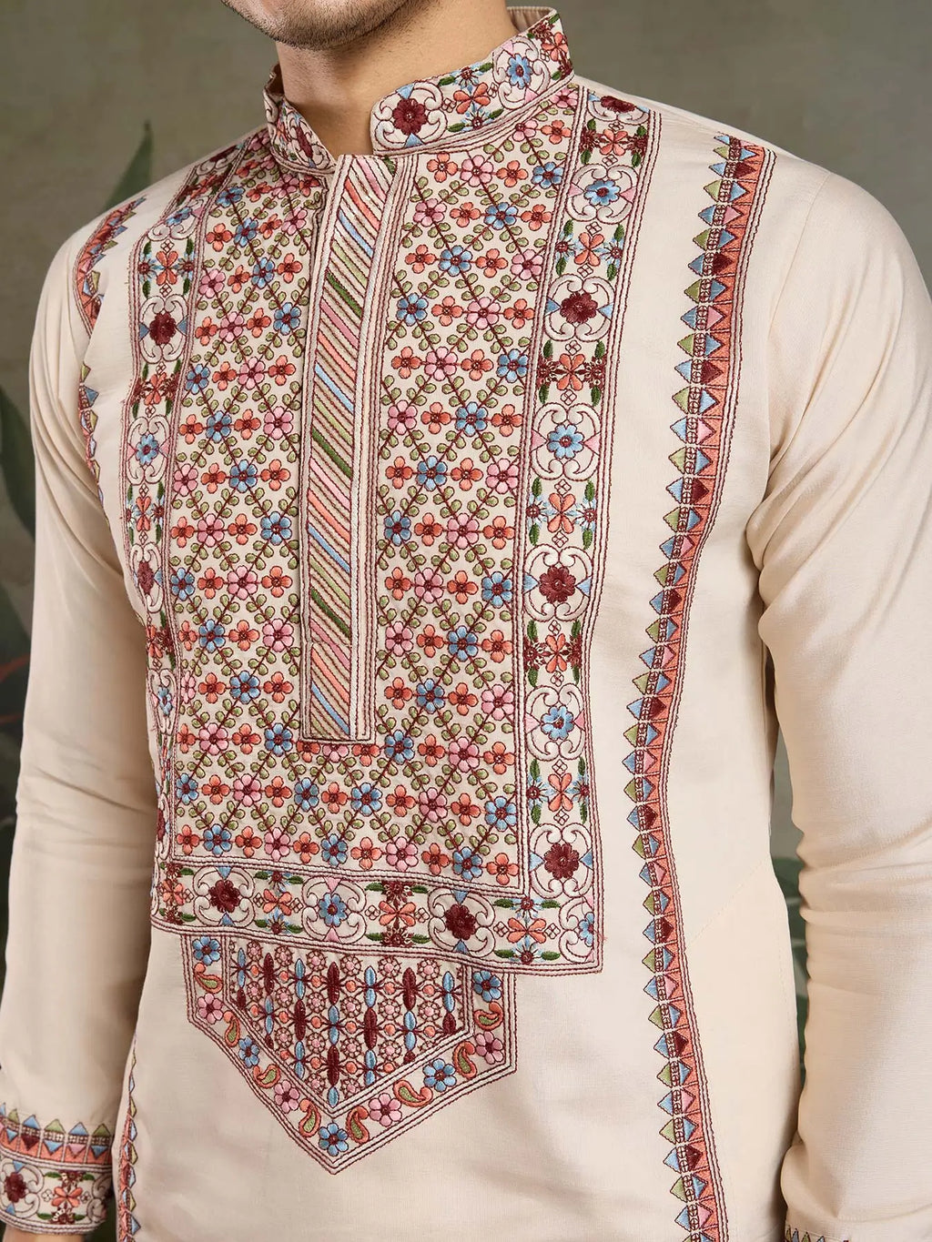 Begie Viscose Silk Thread & Sequence Embroidered Work Kurta With Bottom