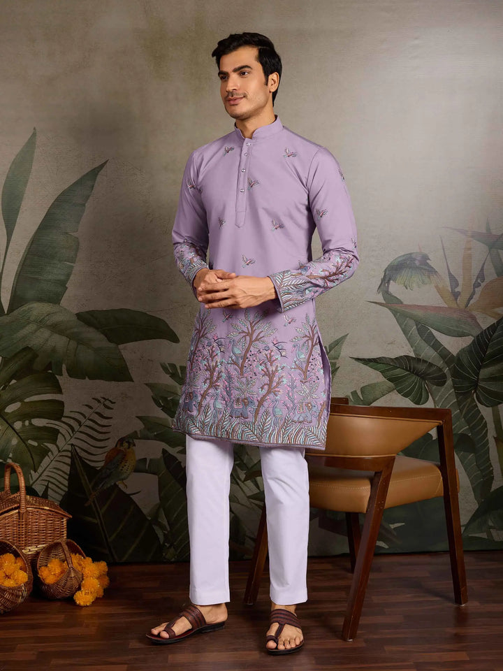 Lavender Kurta Set With Thread Embroidery Work - qivii