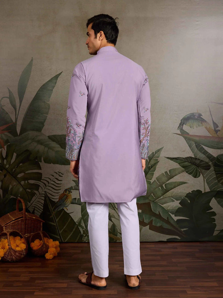 Lavender Kurta Set With Thread Embroidery Work - qivii