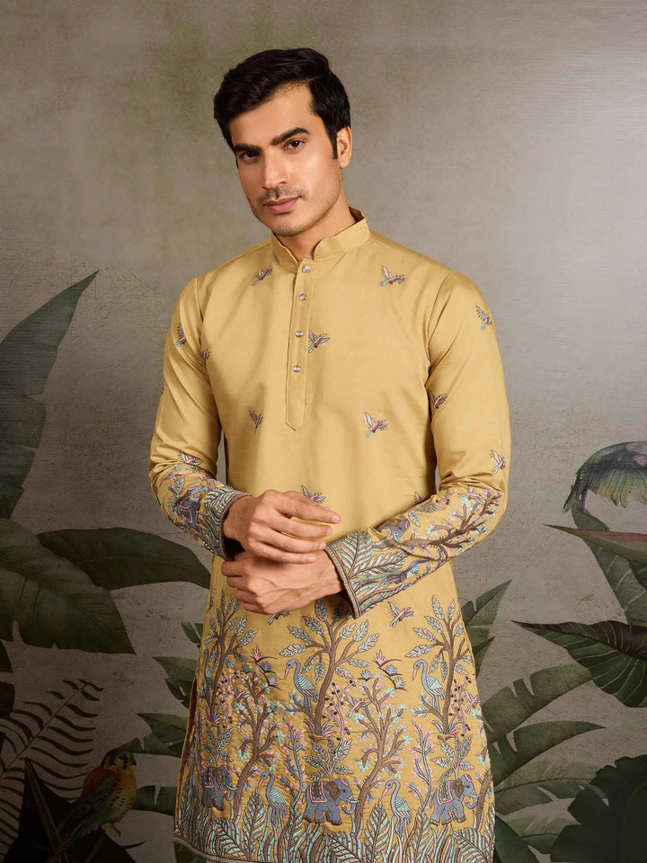 Yellow Kurta Set With Elephant Embroidery Motifs - qivii