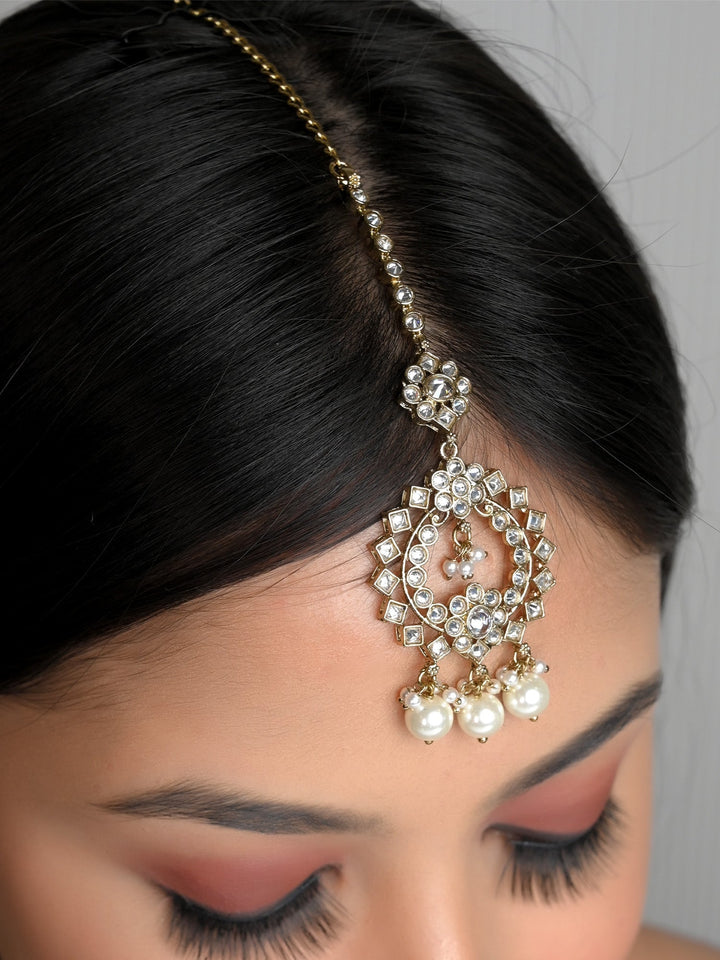 Anokhi White Polki Necklace Set with intricate detailing and elegant design