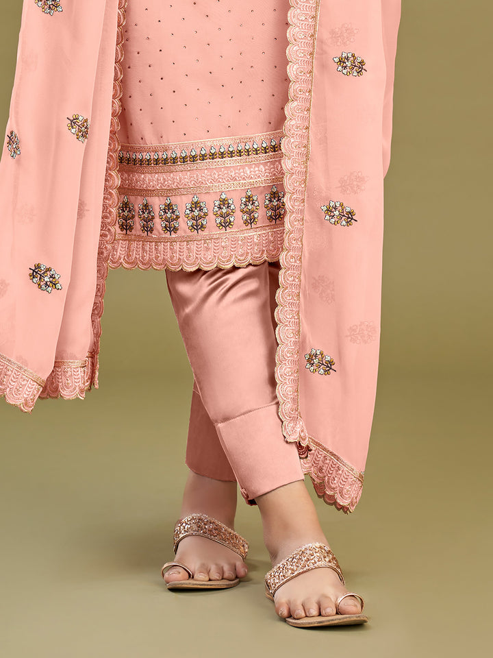 fashion-forward-wedding-wear-salwar-kameez