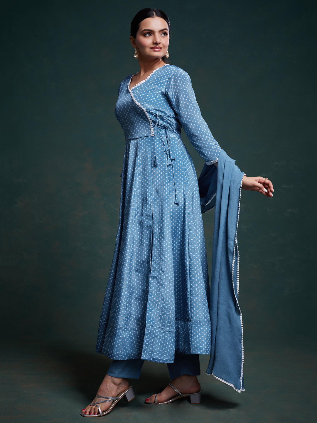 Serene yet stylish appeal in the dusty blue hue