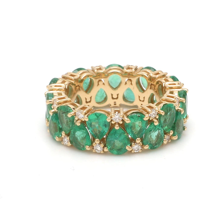 Emerald Pear and Diamond Ring - qivii