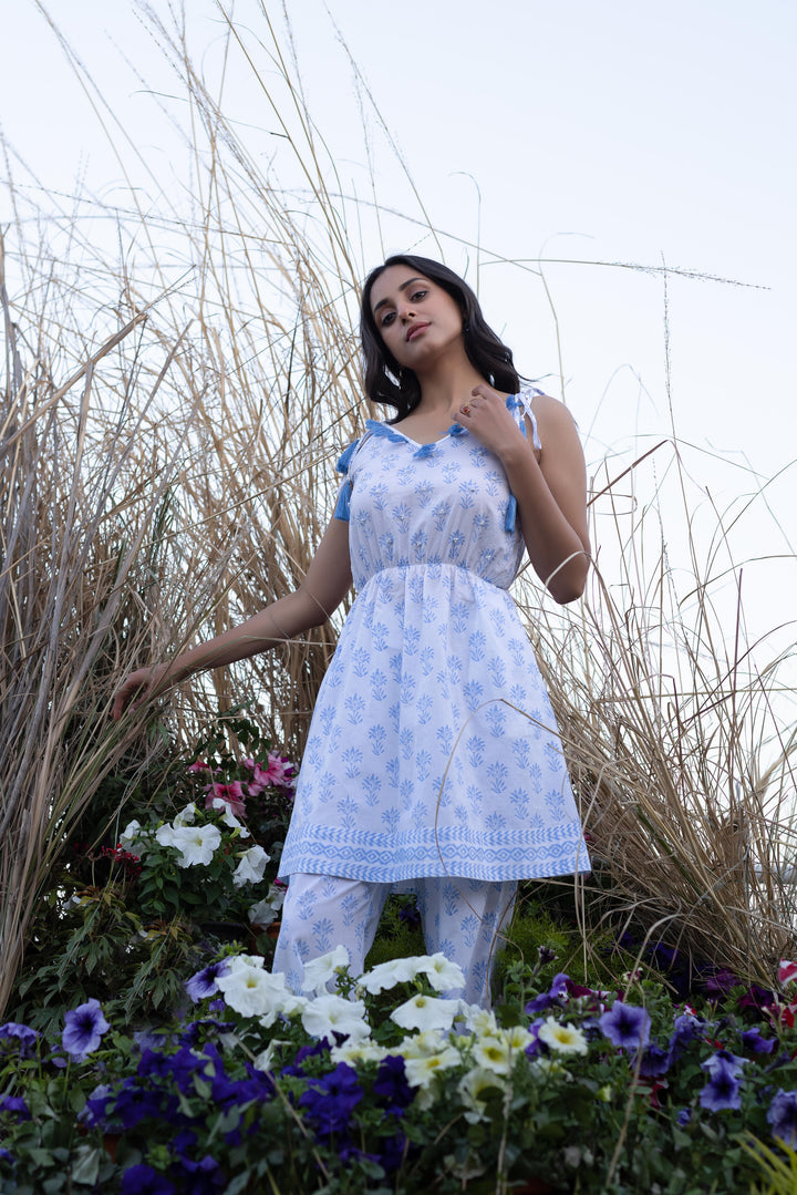 Blue White Kurta Set