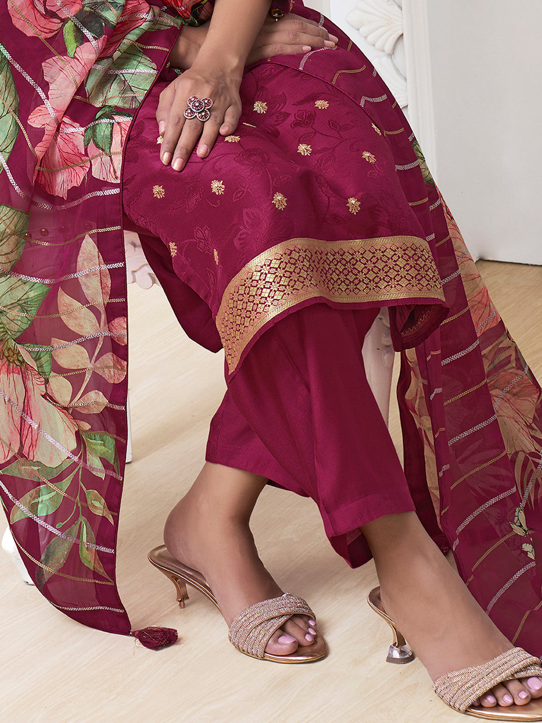 Wine Dola Ethnic Motifs Jacquard Kurta Suit Set - qivii