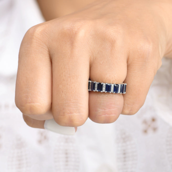 Blue Sapphire and Diamond Alternate Ring - qivii