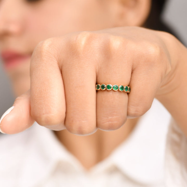 Emerald Round Bezel Set Ring - qivii