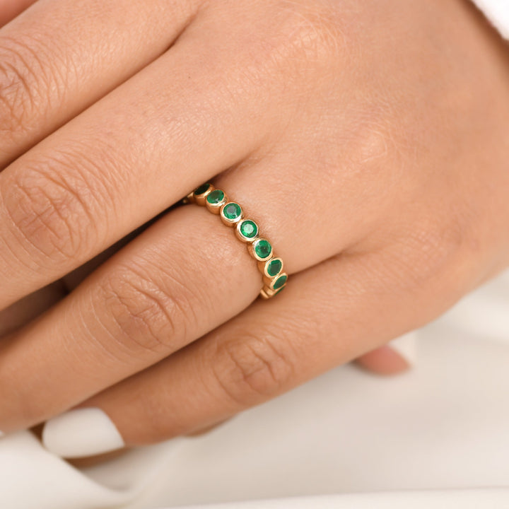 Emerald Round Bezel Set Ring - qivii