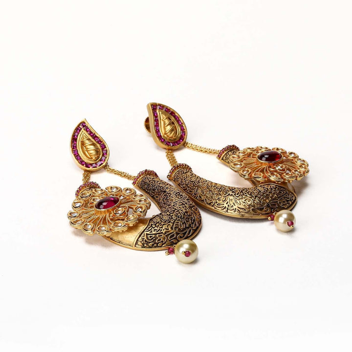  Exquisite antique gold plated earrings with filigree work