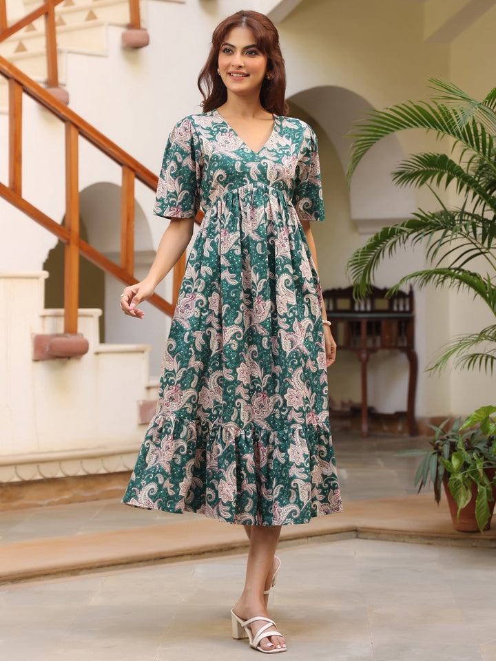 Green Pure Cotton Printed Floral Tiered Dress - qivii