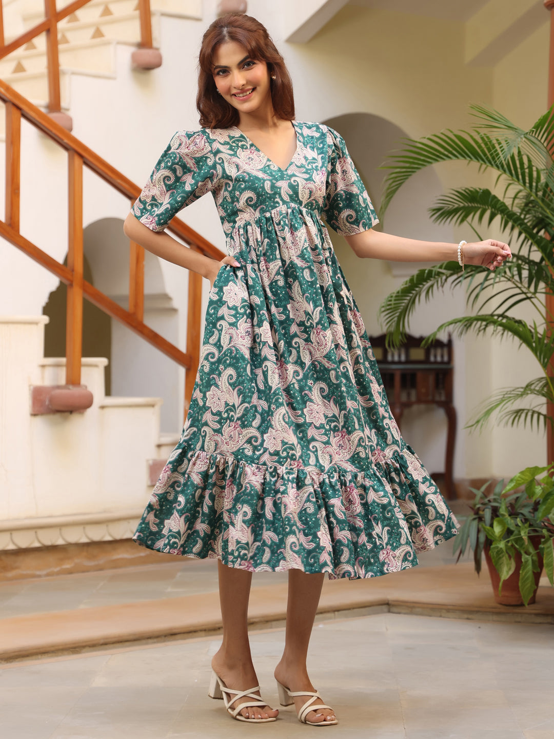 Green Pure Cotton Printed Floral Tiered Dress - qivii