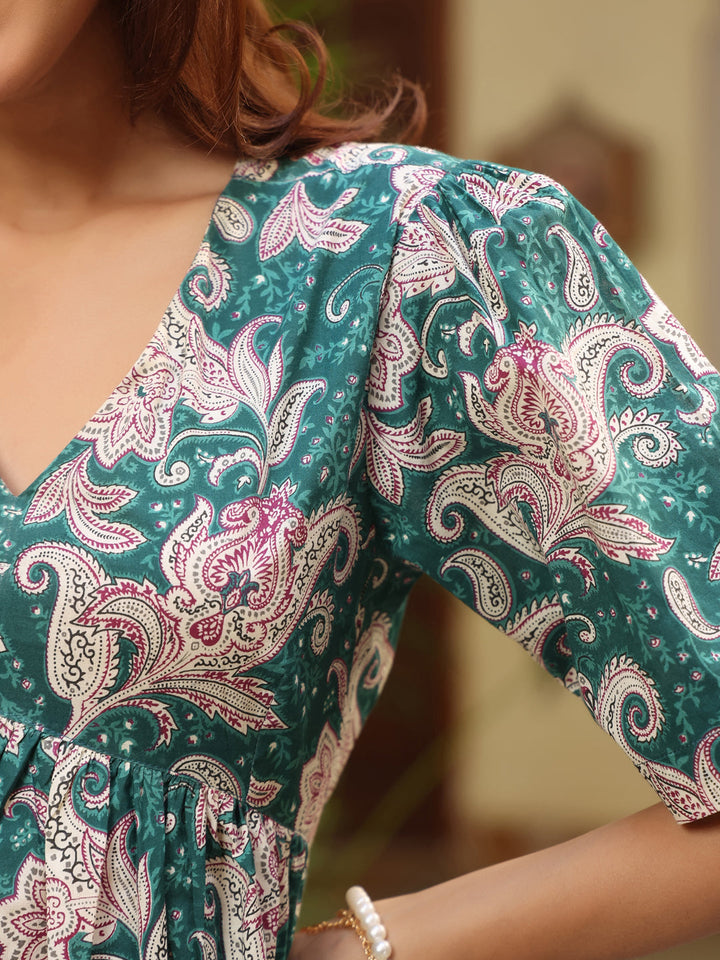 Green Pure Cotton Printed Floral Tiered Dress - qivii