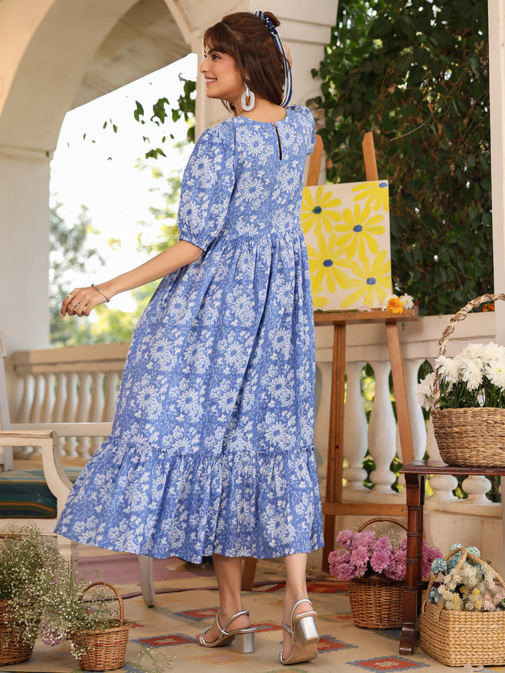 Blue Pure Cotton Floral Printed Tiered Dress - qivii