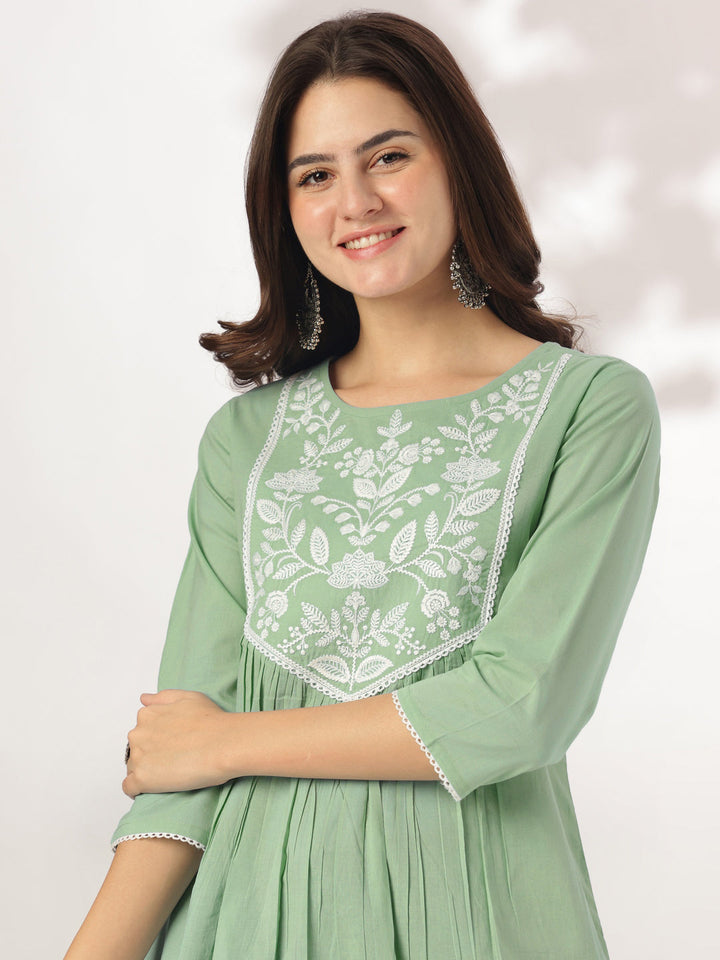 Janasya Women's Light Green Pure Cotton Yoke Embroidery A-line Kurta