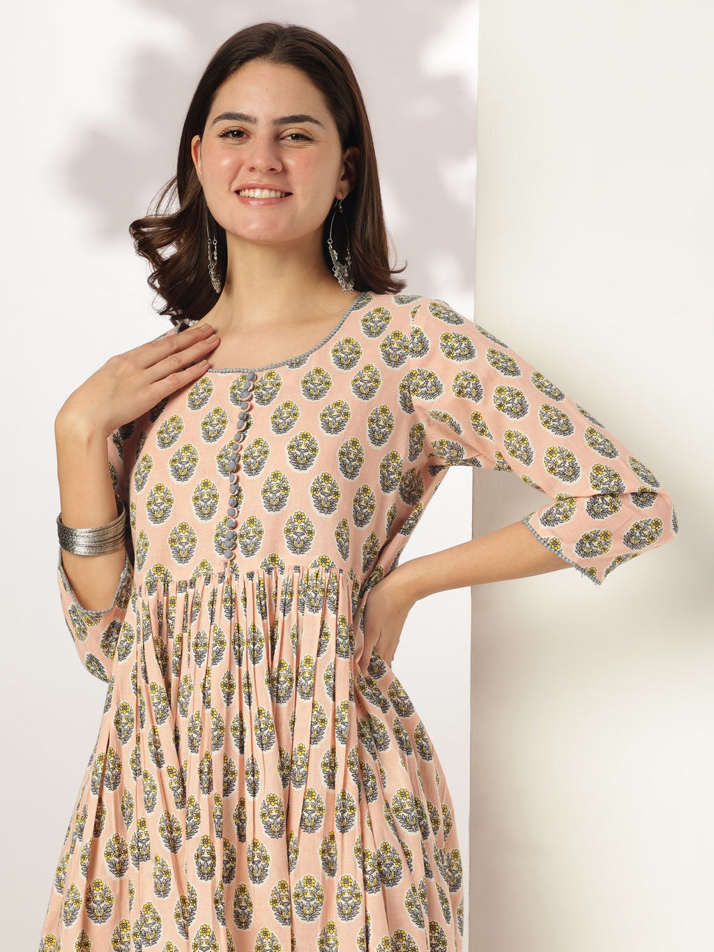 Janasya Women's Peach Pure Cotton Floral Printed A-line Kurta Set