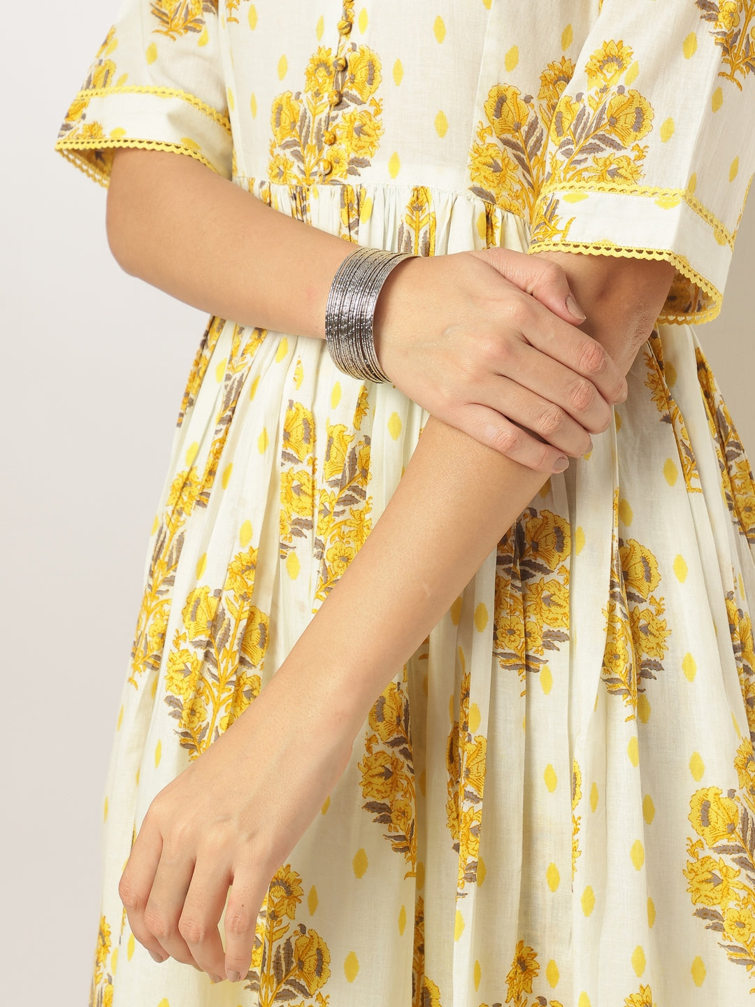 Janasya Women's Off White Pure Cotton Floral Printed A-line Kurta Set