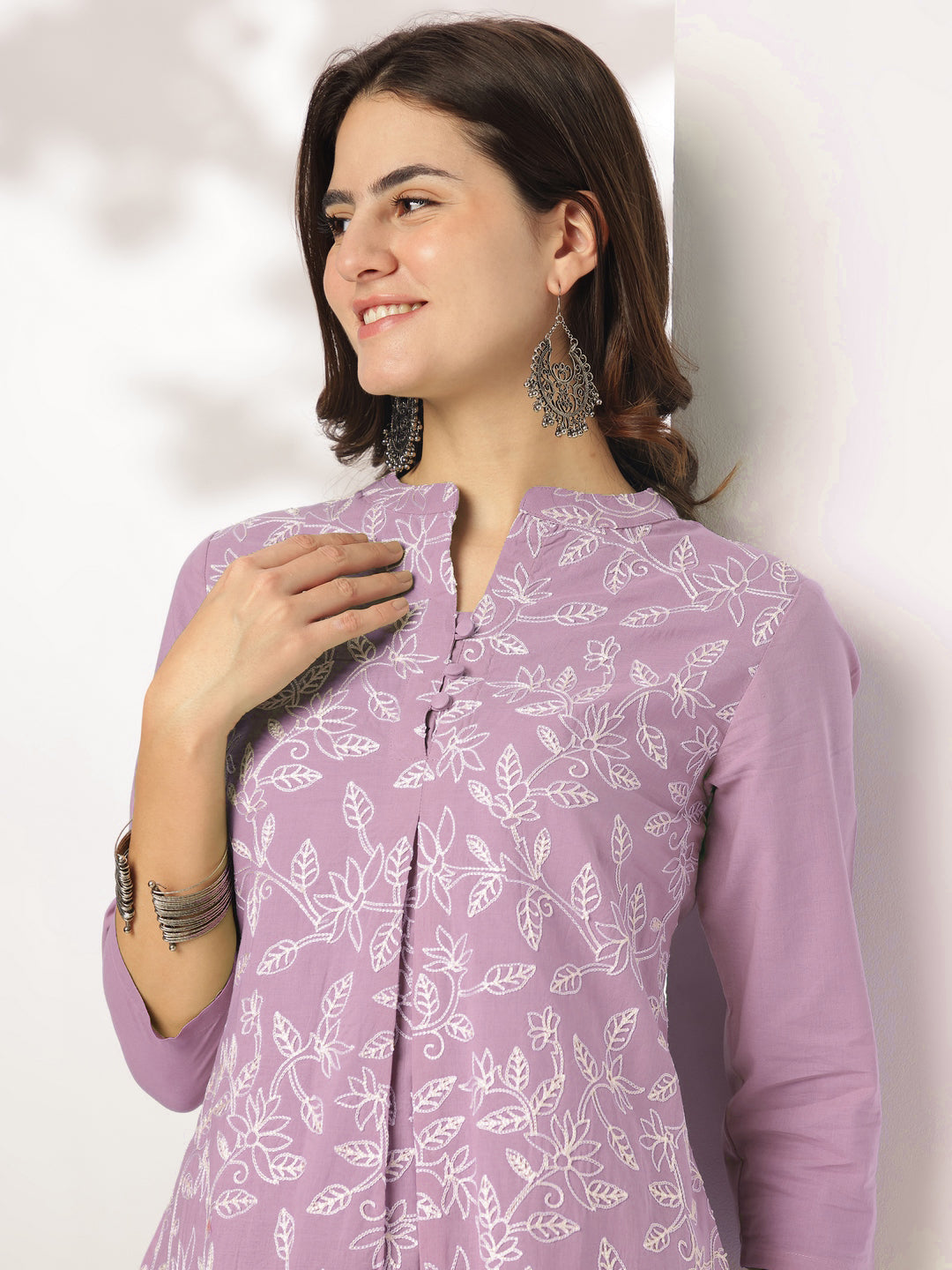 Janasya Women's Lavender Pure Cotton Chikankari Embroidered Straight Tunic - qivii