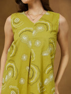 Janasya Women's Olive Green Pure Cotton Abstract Printed A-line Dress