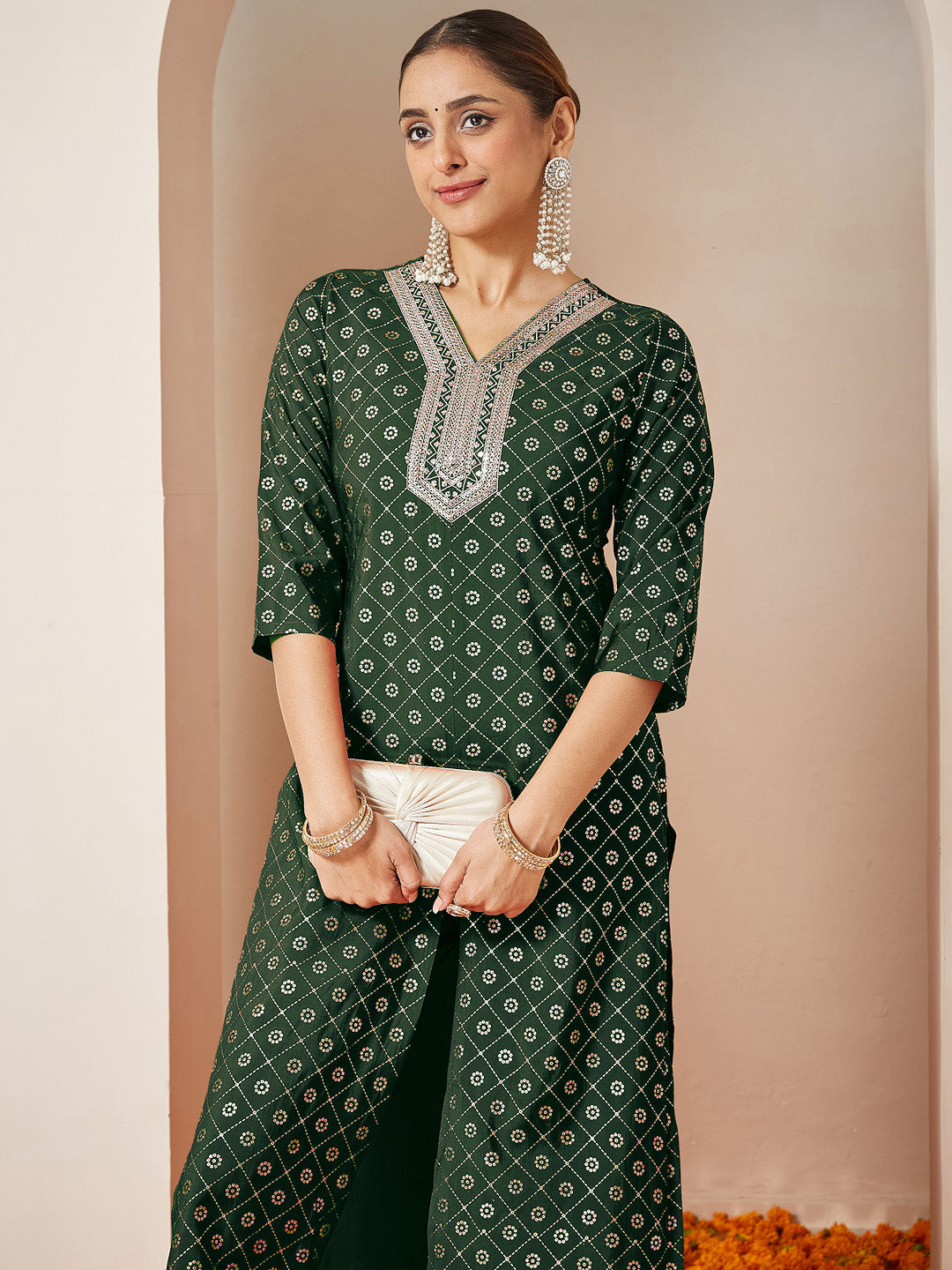 Janasya Women's Dark Green Silk Blend Yoke Embroidered Straight Front-slit Kurta Pant Set - qivii