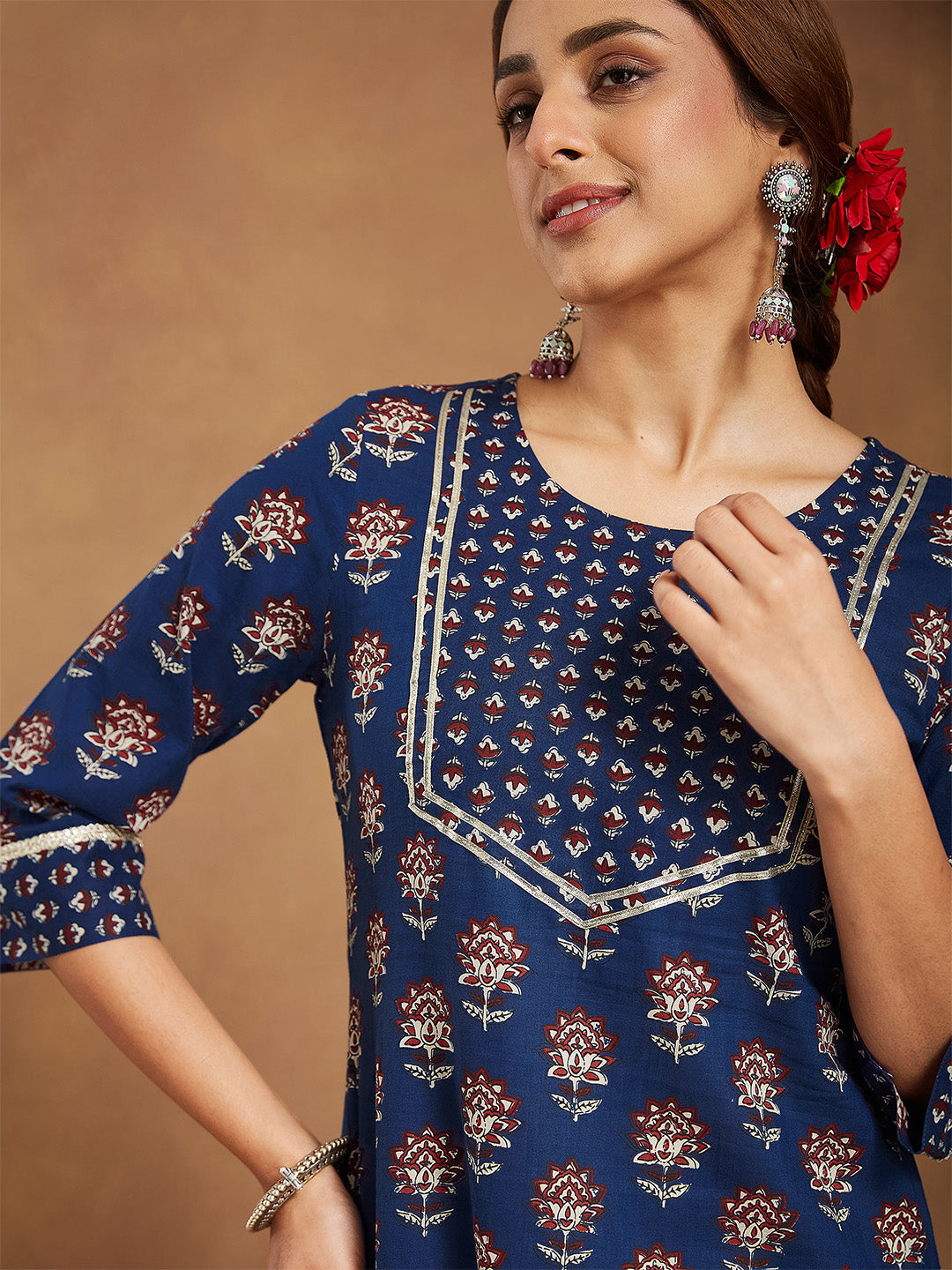 Janasya Women's Dark Blue Pure Cotton Floral Printed Straight Kurta Pant Set