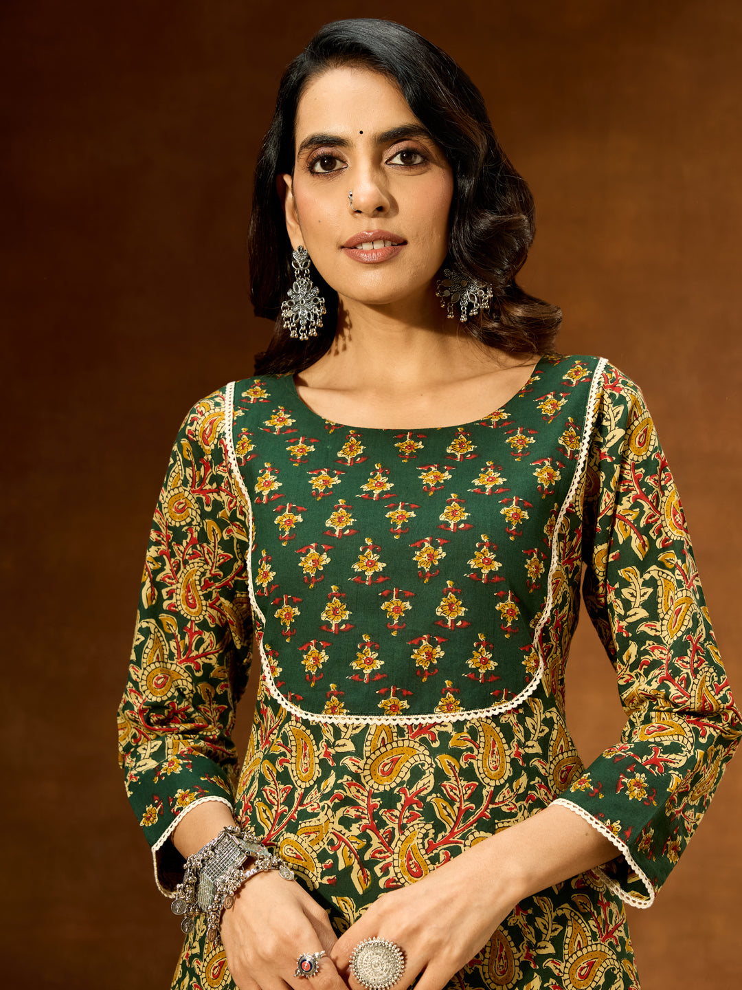 Janasya Women's Green Pure Cotton Paisley Printed Straight Kurta Pant Set - qivii