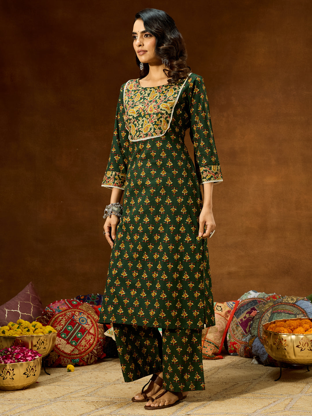 Janasya Women's Green Pure Cotton Floral Printed Straight Kurta Set - qivii