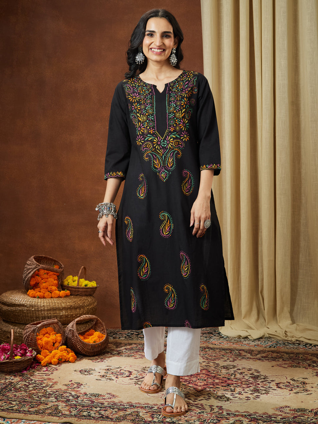 Janasya Women's Black Pure Cotton Paisley Printed Straight Kurta Set