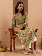 Janasya Women's Green Pure Cotton Floral Printed Straight Kurta