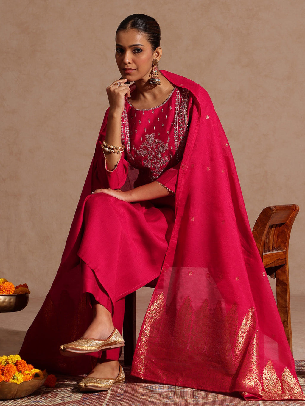 Janasya Women's Pink Silk Blend Zari Yoke Embroidered Straight Kurta Set