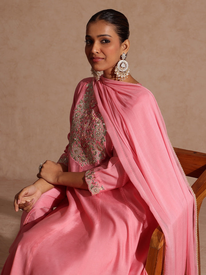 Janasya Women's Light Pink Chanderi Silk Zari Yoke Embroidered Anarkali Kurta Set - qivii