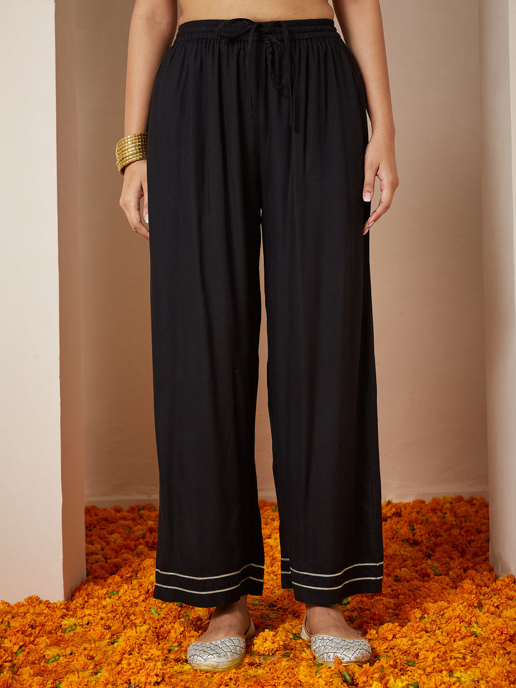 Janasya Women's Black Rayon Foil Printed Anarkali Kurta Set