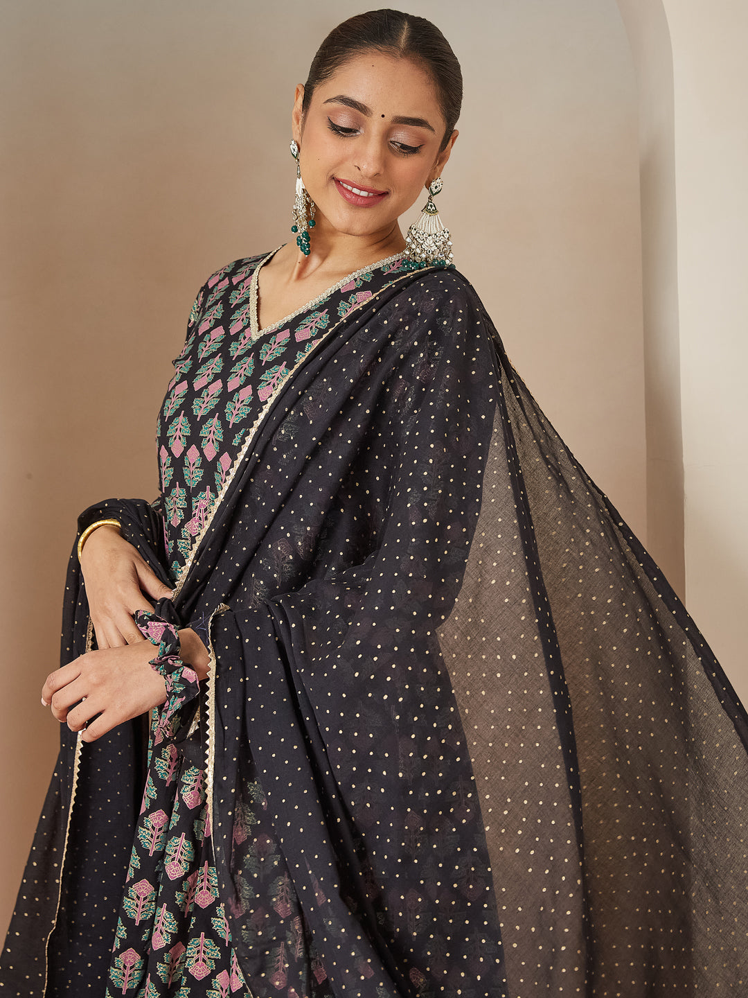 Janasya Women's Black Rayon Foil Printed Anarkali Kurta Set