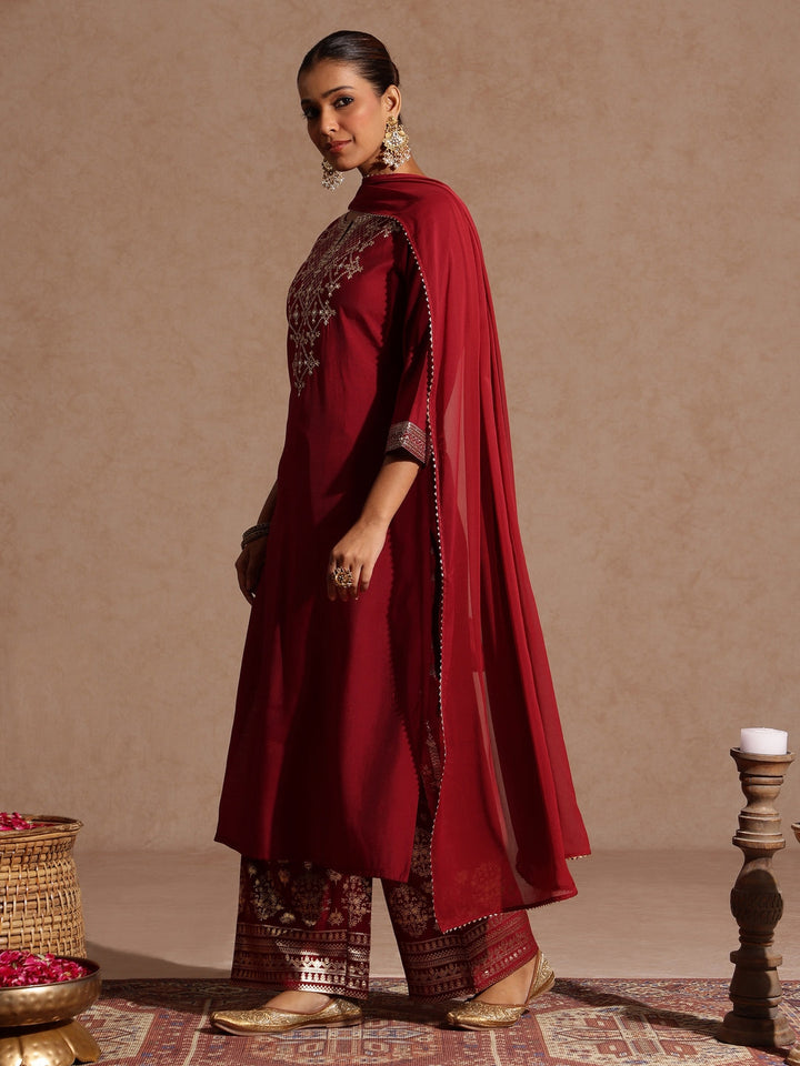 Janasya Women's Maroon Chanderi Silk Zari Embroidered Gold Printed Straight Kurta Set - qivii