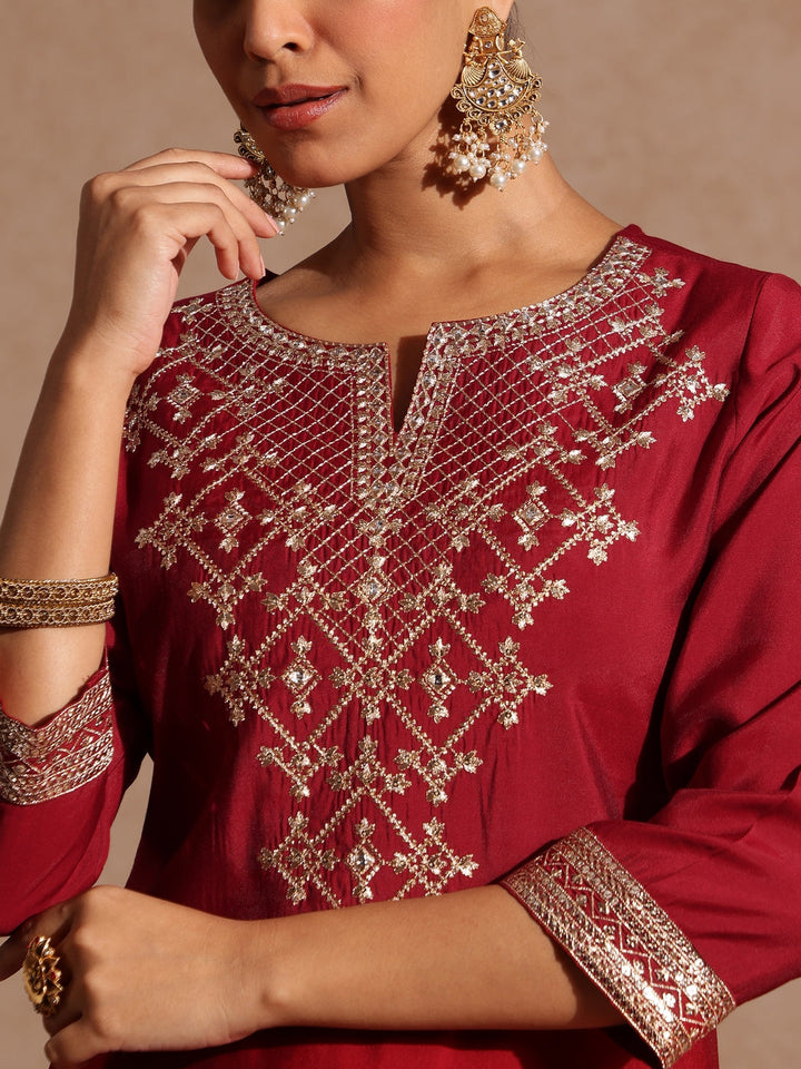 Janasya Women's Maroon Chanderi Silk Zari Embroidered Gold Printed Straight Kurta Set - qivii