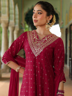 Janasya Women's Pink Silk Blend Zari Yoke Embroidered Gold Printed Anarkali Kurta Set