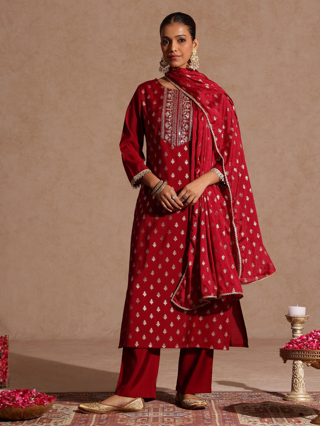 Janasya Women's Maroon Chanderi Silk Zari Yoke Embroiderde Gold Printed Kurta Set