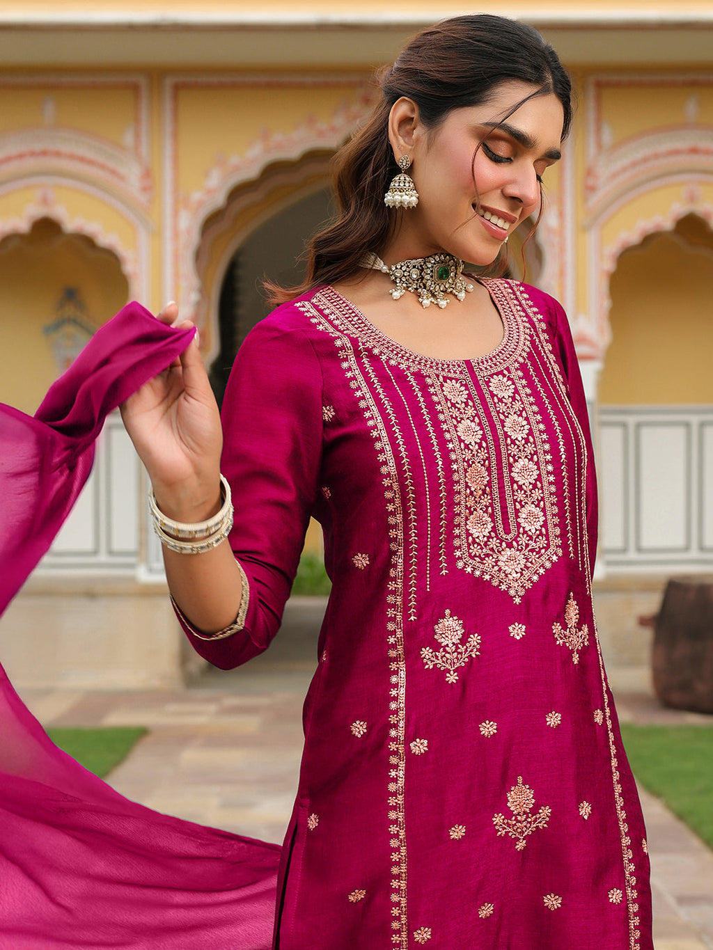 Janasya Women's Pink Silk Blend Zari Embroidered Straight Kurta Set